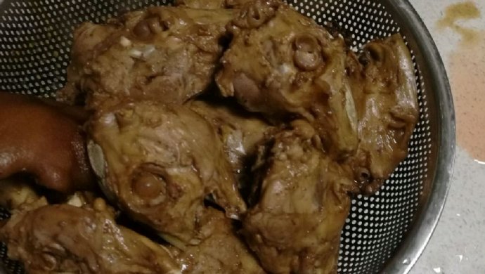 卤兔头