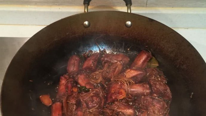 周黑鸭之鸭脖子