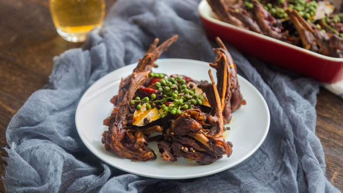 麻辣鸭锁骨