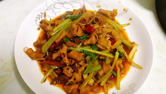 炒鸭肠