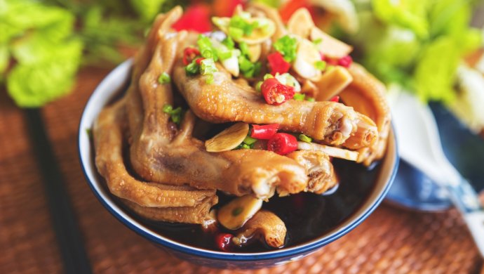 鲜辣泡鸭爪