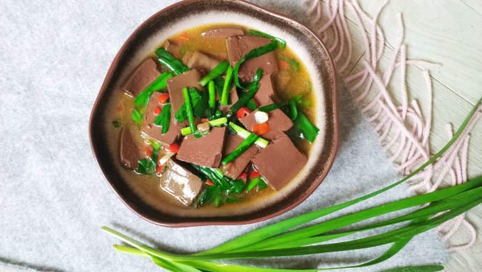 双椒韭菜烧鸭血