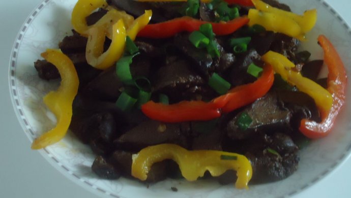 鸭肝炒辣椒