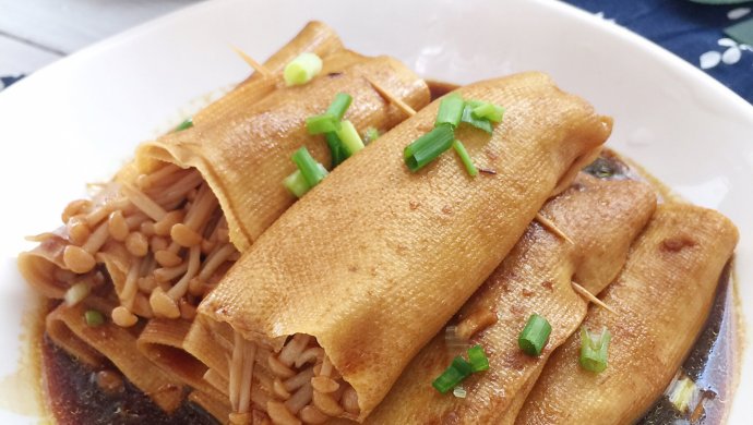 比肉好吃很多还香的百叶金针菇卷