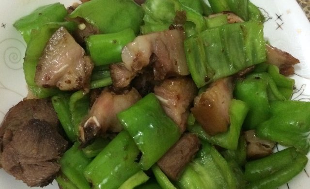 尖椒猪头肉