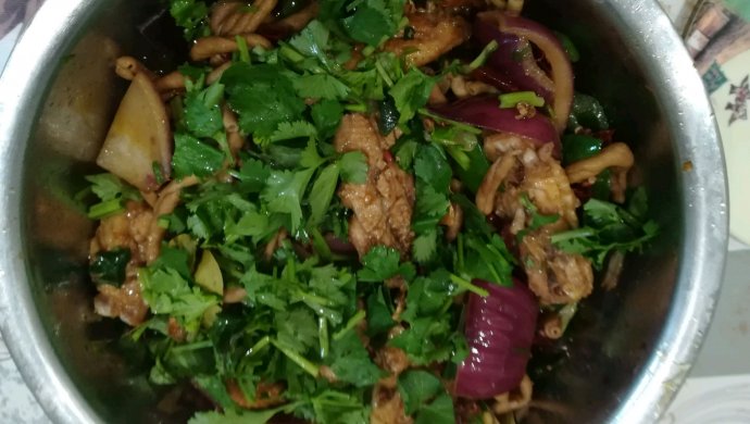 干锅鸡翅加鸭肠