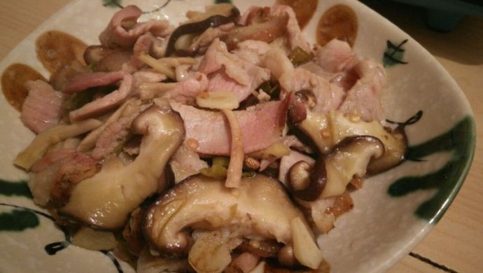 香菇炒熏肉