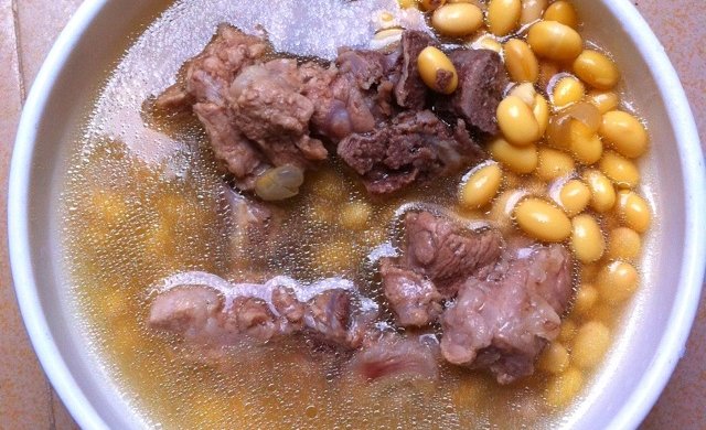 猪骨黄豆汤