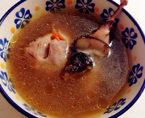 滋补红枣鸽子汤