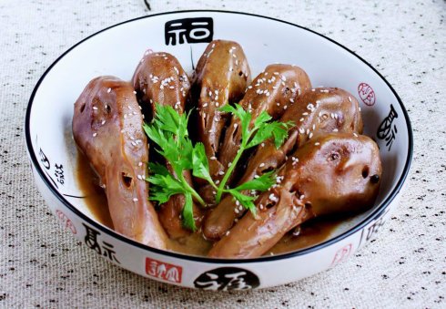 麻辣鸭头