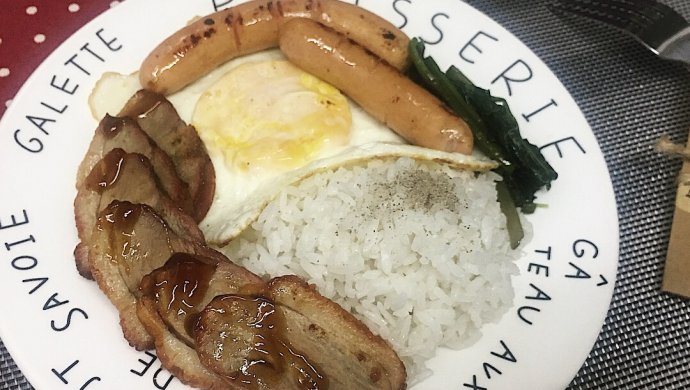 香煎鸭胸肉配饭