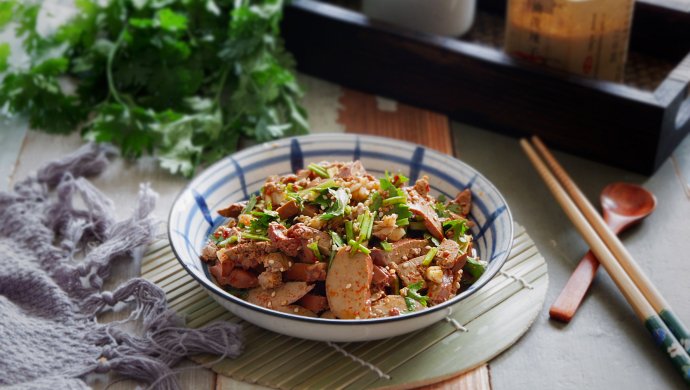 红油鸭肝