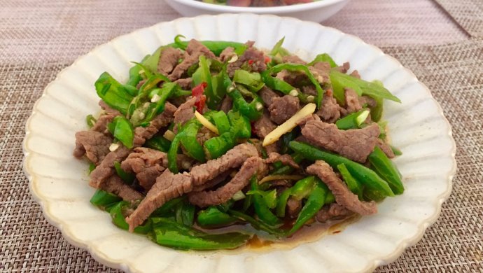 青椒炒牛肉