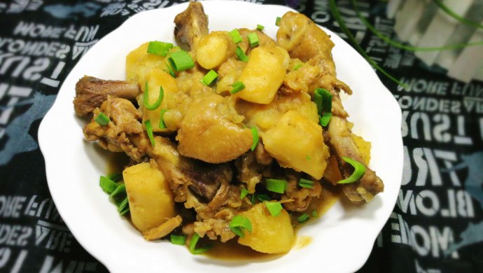 鸡骨炖土豆山药