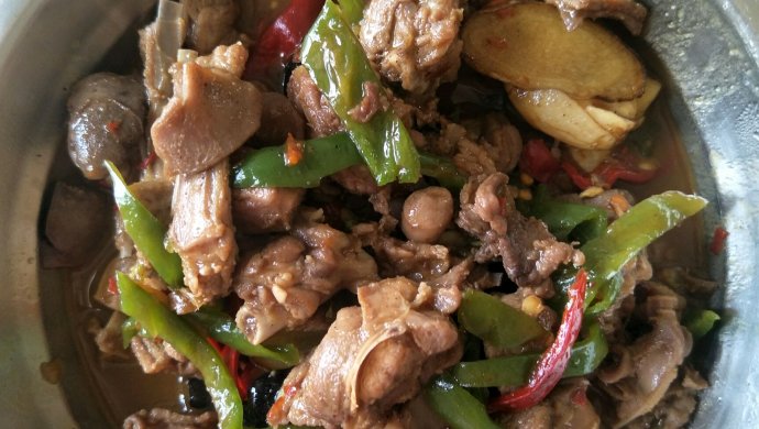 爆炒兔肉