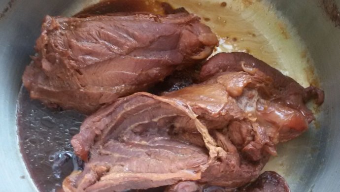 秘制牛腱子