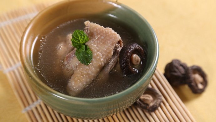 老酒炖鸡