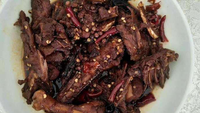 周黑鸭  周黑半片鸭
