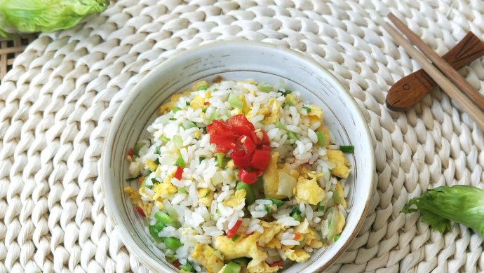 剁椒鸭蛋儿菜炒饭