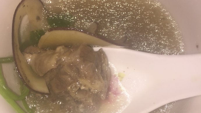 鸭肉炖海底椰