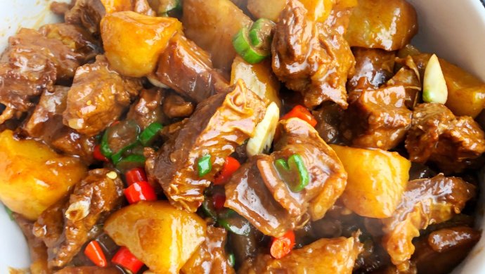 红烧驴肉炖土豆