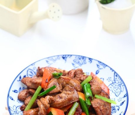 胡萝卜炒鸡肝