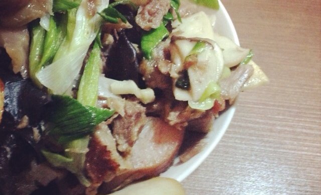 杏鲍菇猪头肉
