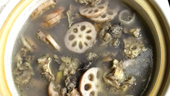 猪肺莲藕汤