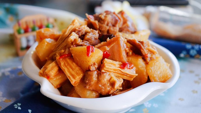 腐竹炖鸭肉