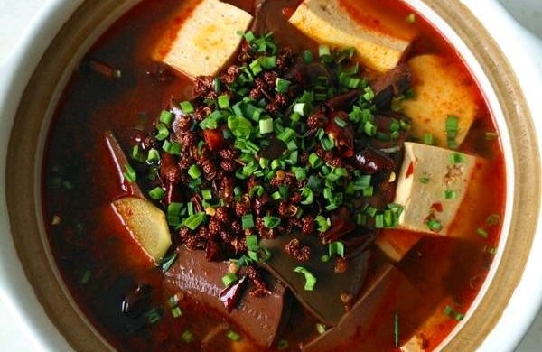 砂锅鸭血豆腐