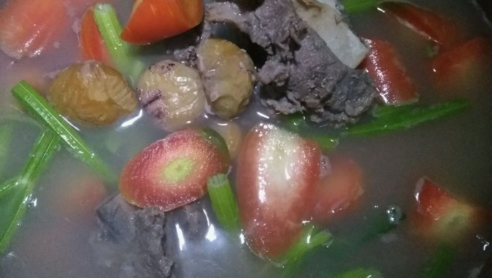 板栗红萝卜牛骨汤