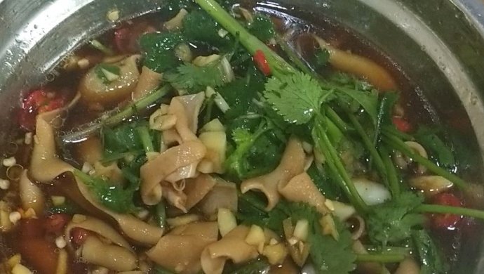 凉拌鸭肠