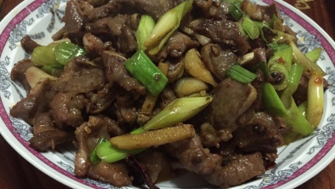 酱爆猪舌