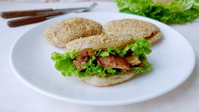酱酱棒骨芝麻饼