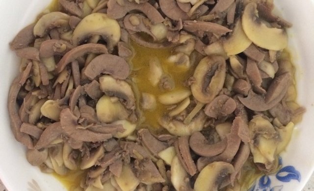 蘑菇炒腰子