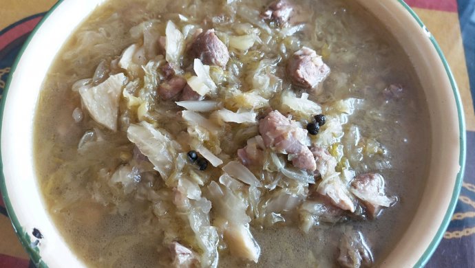 鸭肉顿酸菜