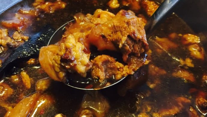 红烧牛肉牛蹄筋