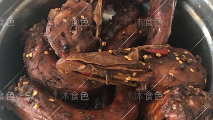 不要卤料的鸭脖/鸭头
