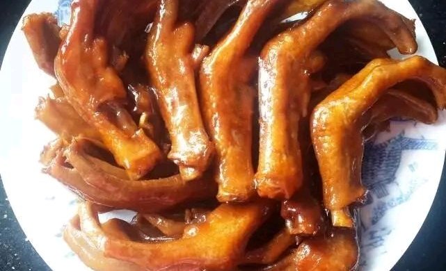 卤鸭脚