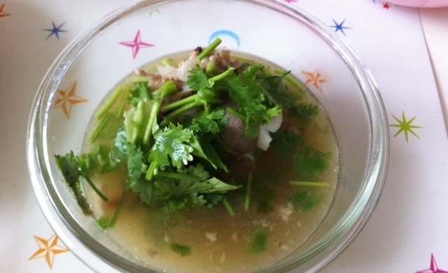 棒骨煮汤
