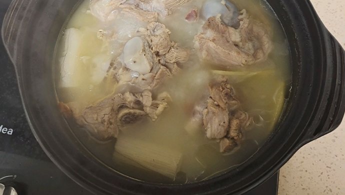 有火就能做的猪棒骨汤家庭版