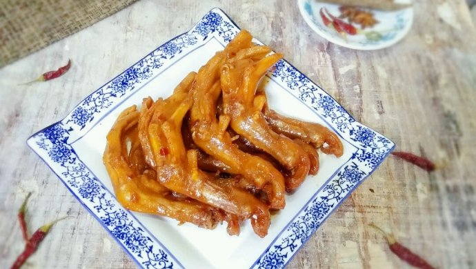 吮指香鸭爪