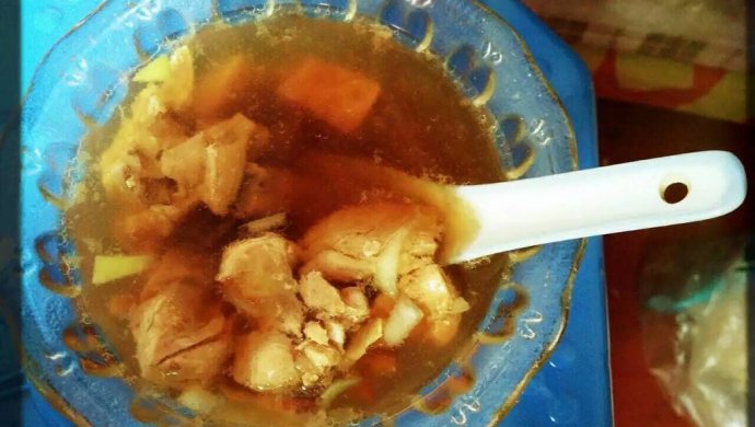 鹿茸三黄鸡山药煲汤