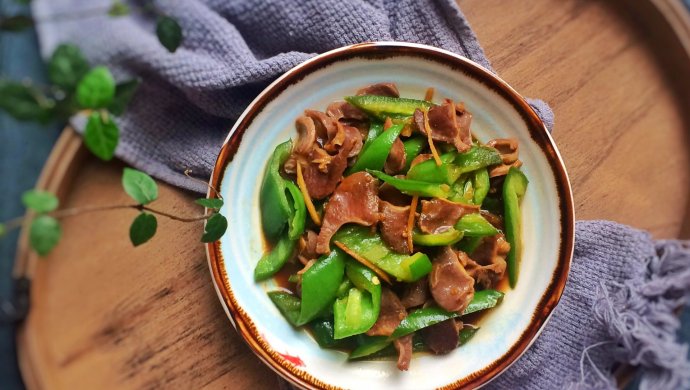 青尖椒炒鸡胗