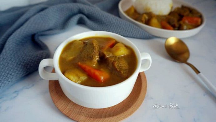 咖喱土豆炖牛腱