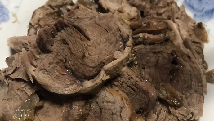 炖牛腱