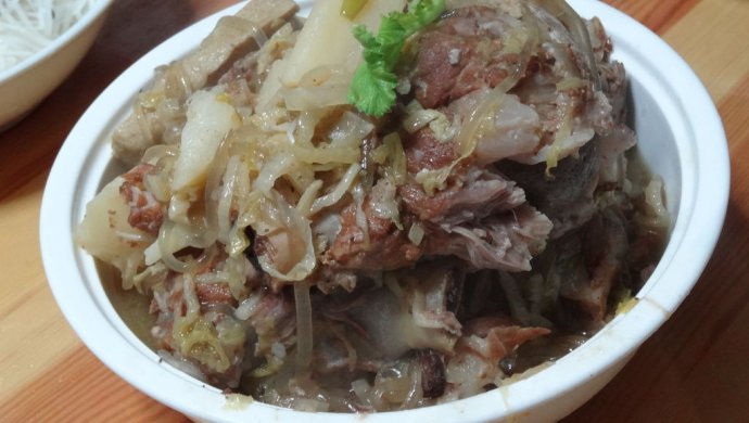 大棒骨熬酸菜