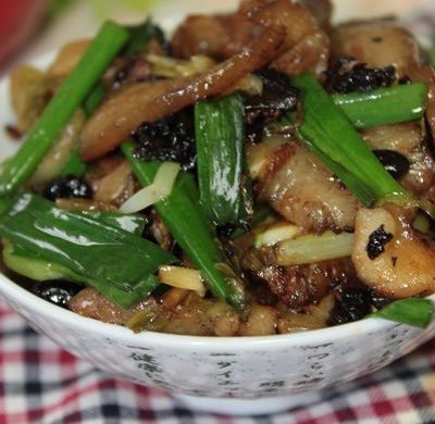 豆豉酸菜丝爆猪头肉