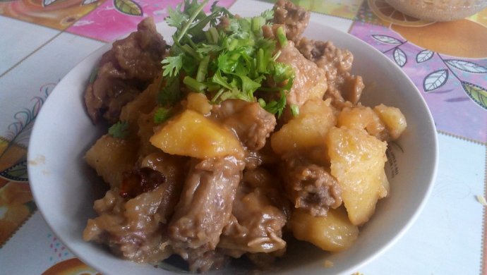 鸡脖炖土豆
