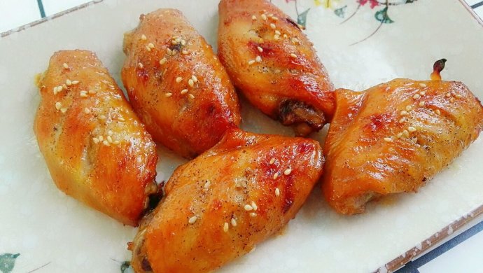 外焦里嫩 自制腌料【香辣烤翅中】|元?汀